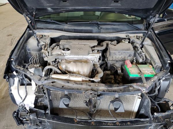 2017 TOYOTA CAMRY LE/SE/XLE/XSE — Engine bay