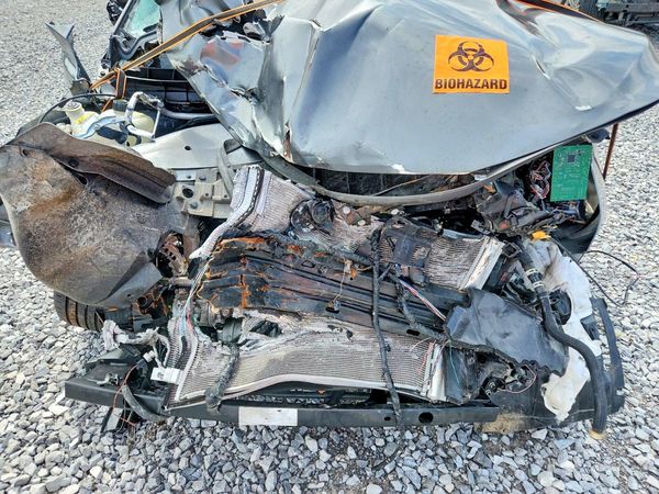 2023 NISSAN ROGUE SL — Engine bay