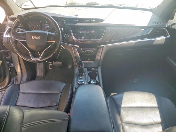 2020 CADILLAC XT6