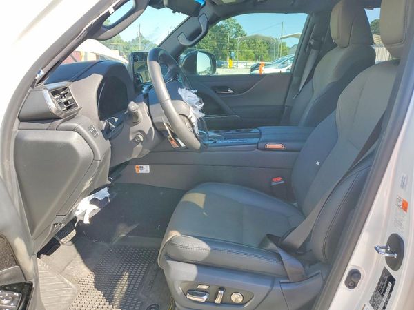 2025 LEXUS LX 700H 700h Overtrail
