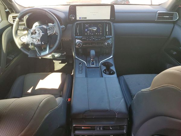 2025 LEXUS LX 700H 700h Overtrail