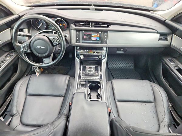 2018 JAGUAR XF