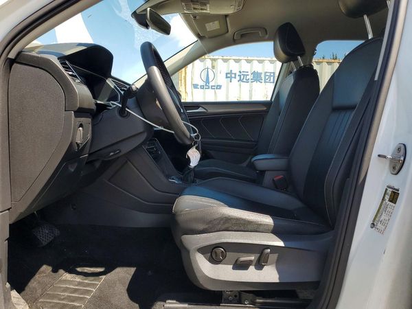 2022 VOLKSWAGEN TIGUAN 4Motion SE