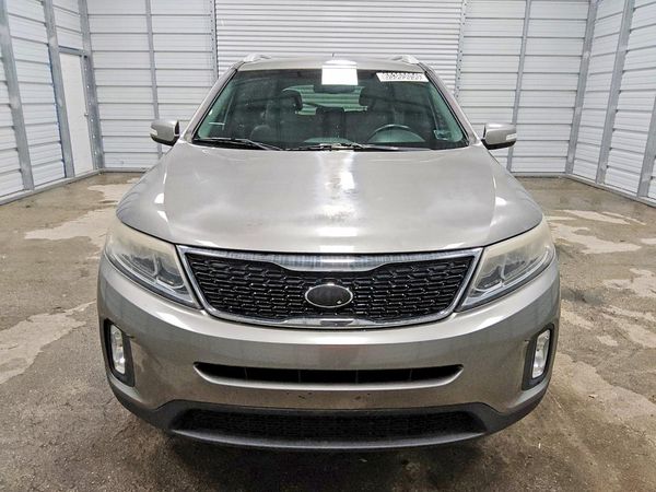 2014 KIA SORENTO Base/ LX