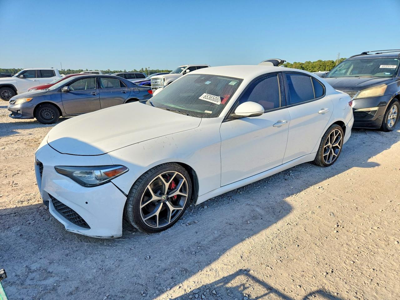 2018 ALFA ROMEO GIULIA TI RWD