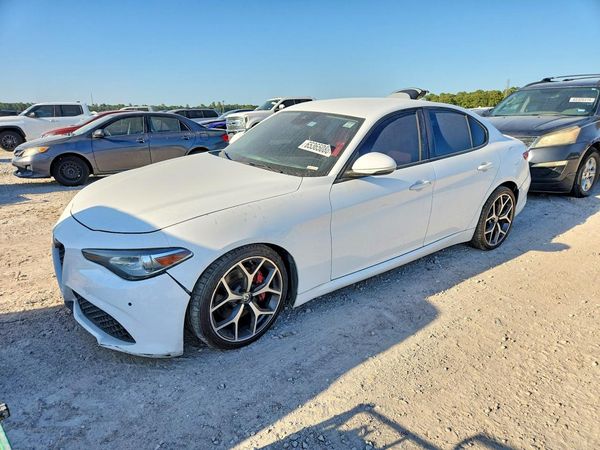 2018 ALFA ROMEO GIULIA TI RWD
