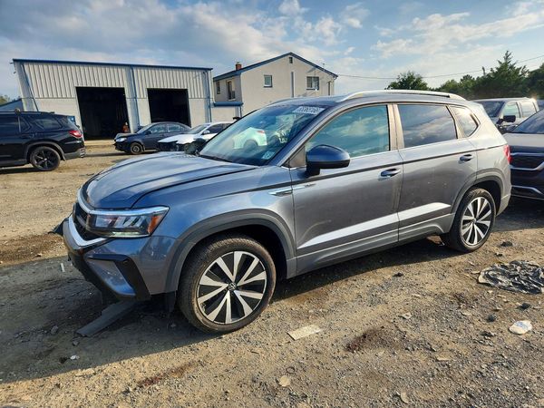 2022 VOLKSWAGEN TAOS