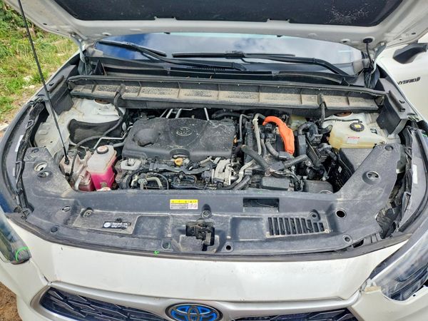 2021 TOYOTA HIGHLANDER XLE Nav