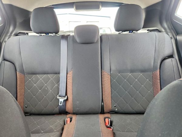 2020 NISSAN KICKS