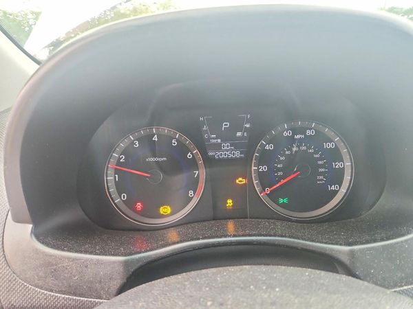 2013 HYUNDAI ACCENT