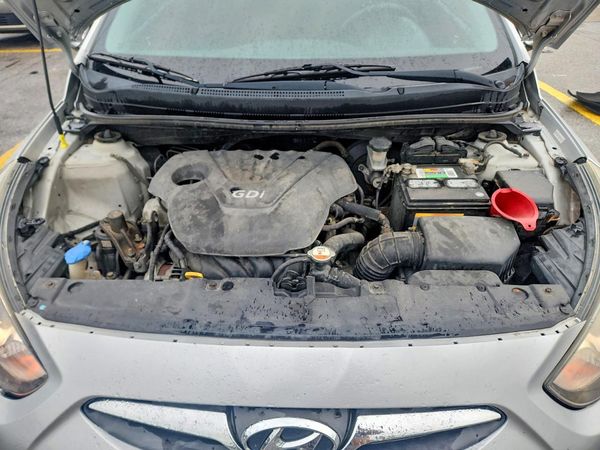 2013 HYUNDAI ACCENT