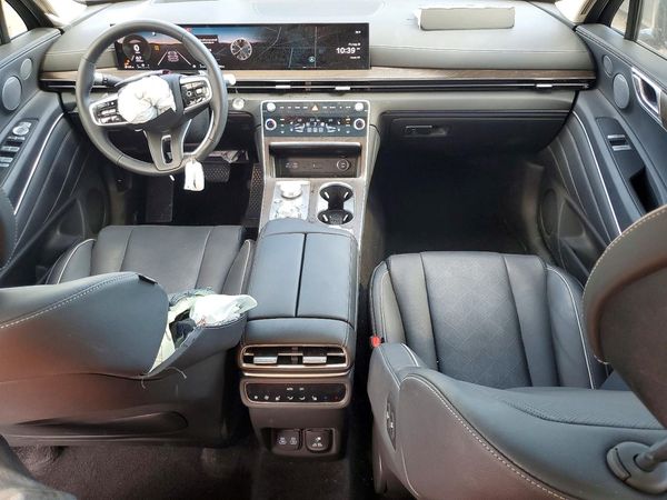 2025 GENESIS GV80