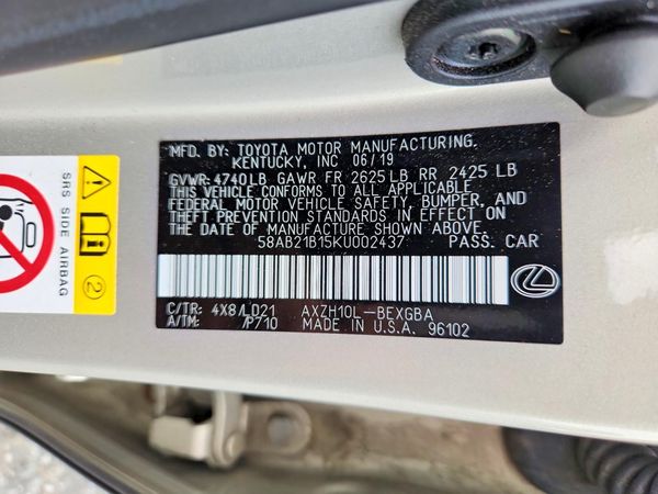 2019 LEXUS ES 300h