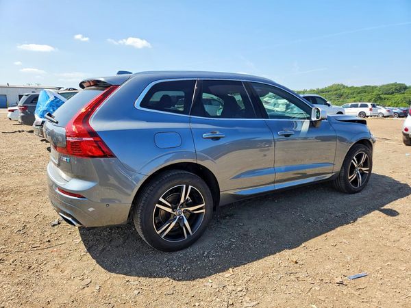 2019 VOLVO XC60 R-Design