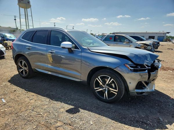 2019 VOLVO XC60 R-Design