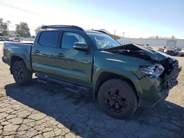 2021 TOYOTA TACOMA SR5