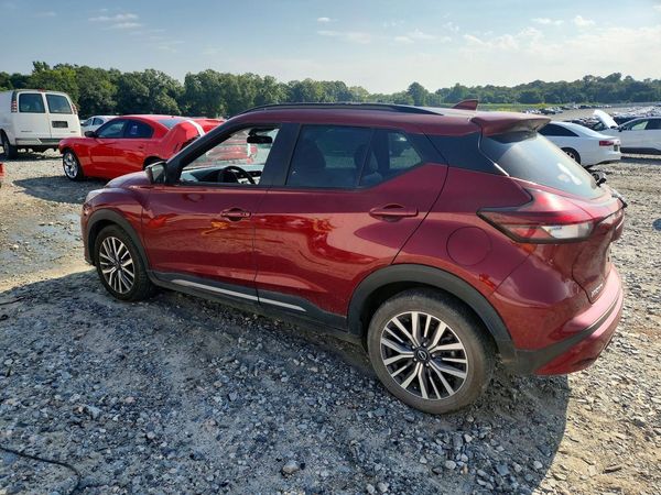 2024 NISSAN KICKS