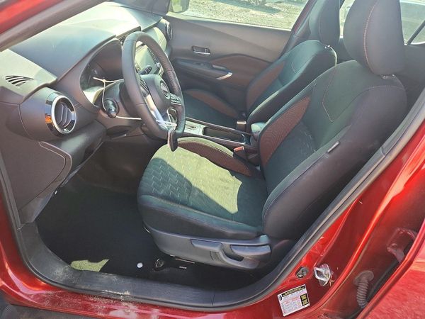 2024 NISSAN KICKS