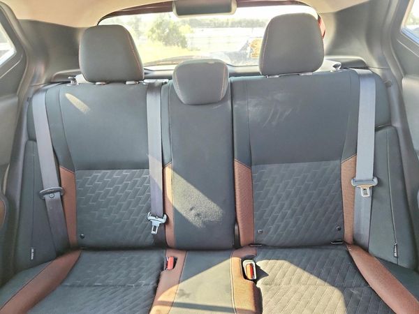 2024 NISSAN KICKS