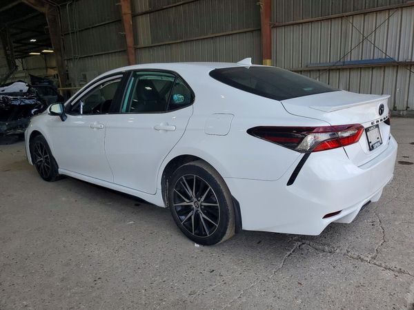 2024 TOYOTA CAMRY