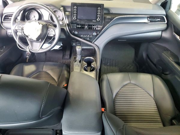 2024 TOYOTA CAMRY