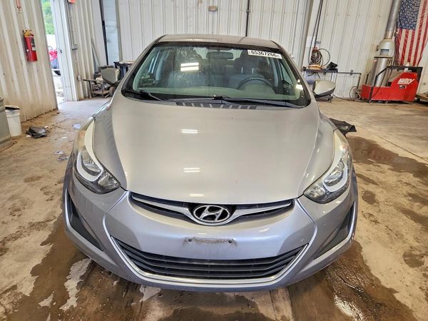 2016 HYUNDAI ELANTRA