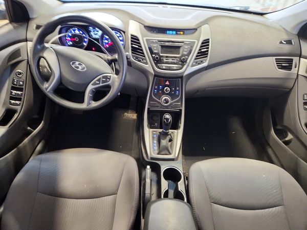 2016 HYUNDAI ELANTRA