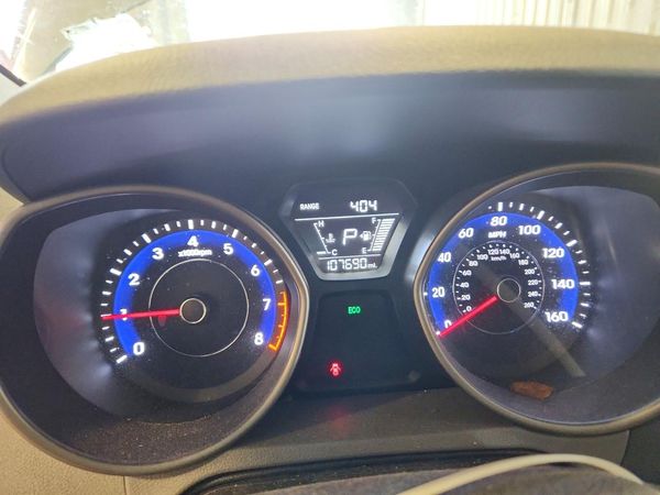 2016 HYUNDAI ELANTRA