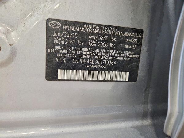2016 HYUNDAI ELANTRA