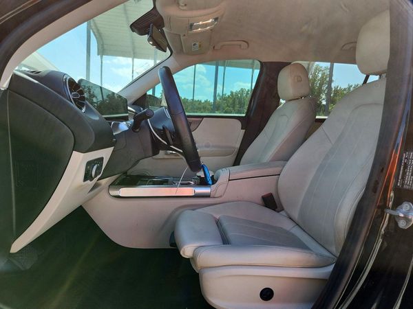 2020 MERCEDES-BENZ GLB GLB250