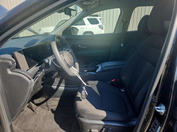 2026 HYUNDAI TUCSON SEL, SEL Plus