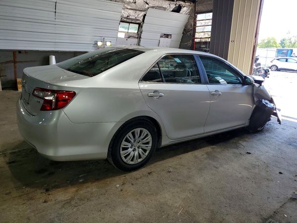 2013 TOYOTA CAMRY