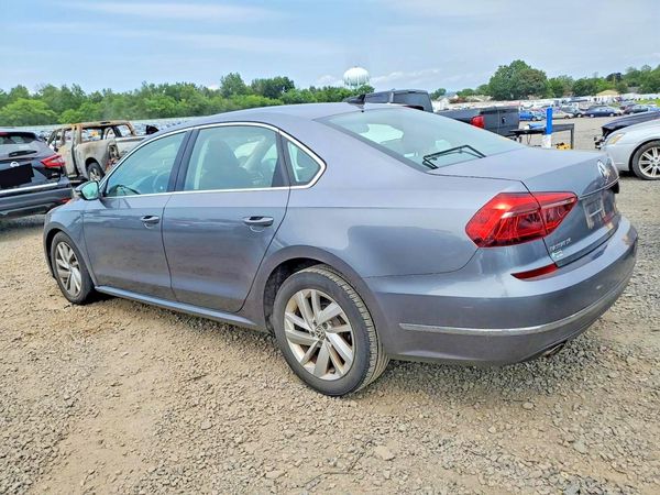 2018 VOLKSWAGEN PASSAT SE, SE w/ Technology