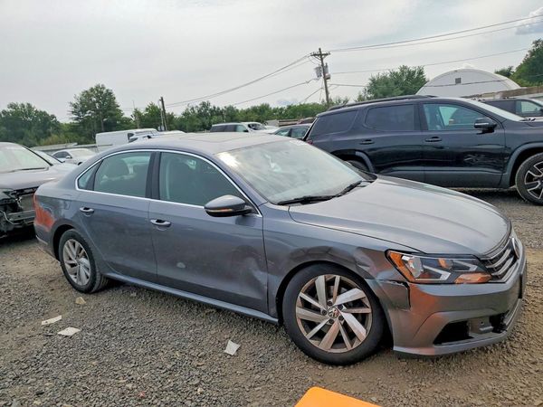 2018 VOLKSWAGEN PASSAT SE, SE w/ Technology