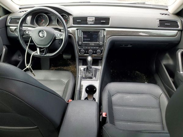 2018 VOLKSWAGEN PASSAT SE, SE w/ Technology