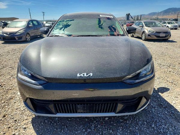 2022 KIA EV6