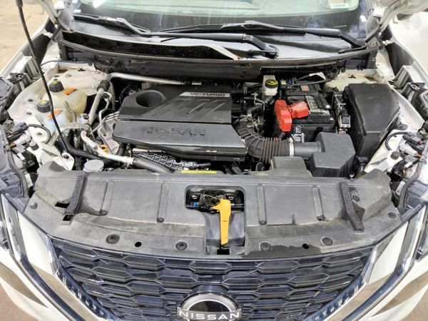2023 NISSAN ROGUE S — Engine bay