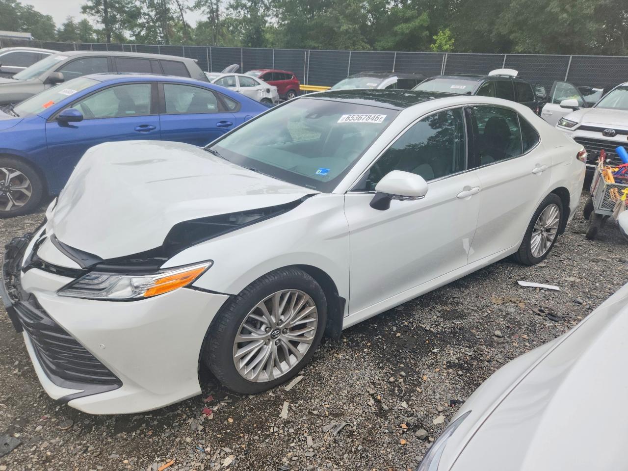 2018 TOYOTA CAMRY