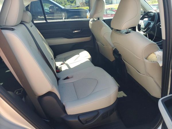 2026 TOYOTA GRAND HIGHLANDER