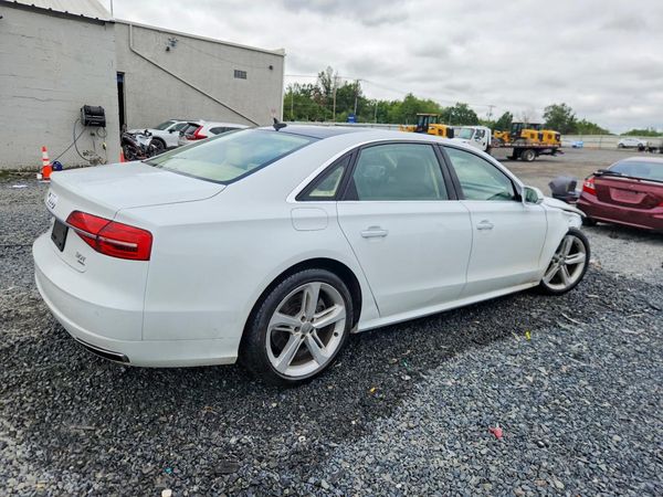 2018 AUDI A8 quattro L