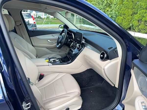 2017 MERCEDES-BENZ GLC GLC300 Base-4M