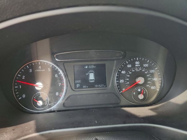2020 KIA SORENTO L, LX, S