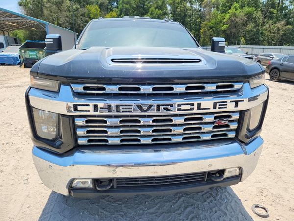 2020 CHEVROLET SILVERADO LT