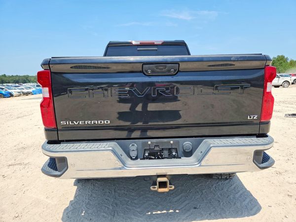 2020 CHEVROLET SILVERADO LT