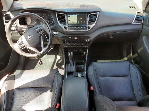 2016 HYUNDAI TUCSON