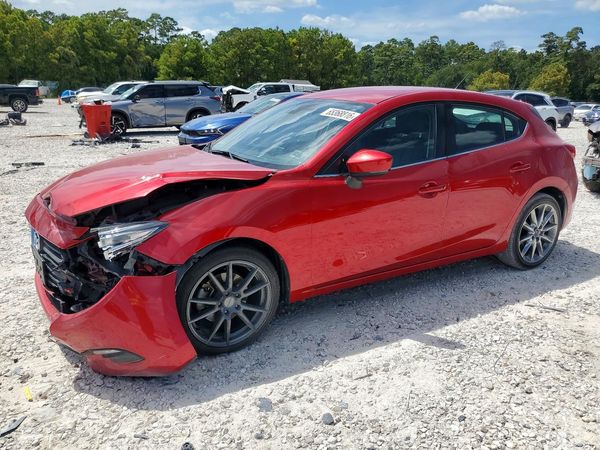 2018 MAZDA 3 Touring
