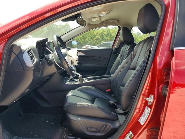 2018 MAZDA 3 Touring