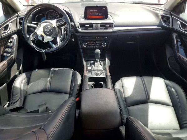 2018 MAZDA 3 Touring