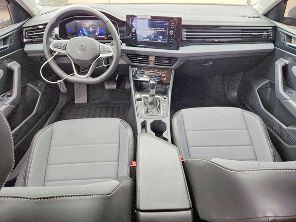 2025 VOLKSWAGEN JETTA