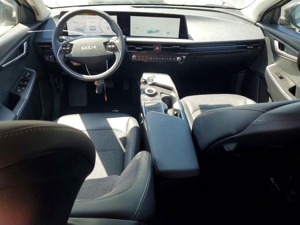 2024 KIA EV6